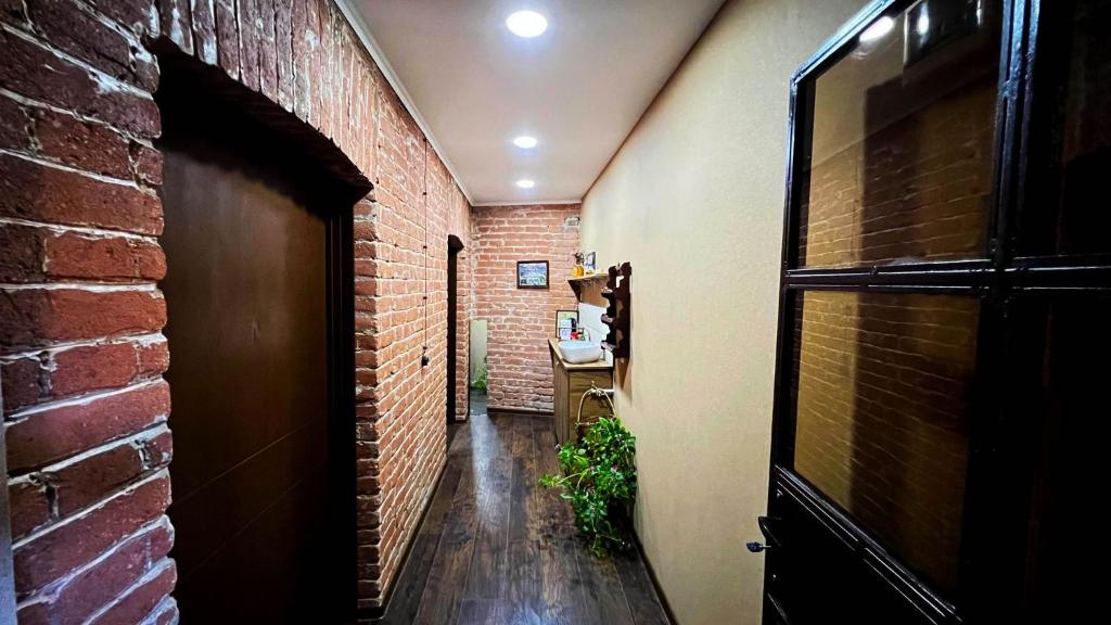 Hostel Pirosmani room 3